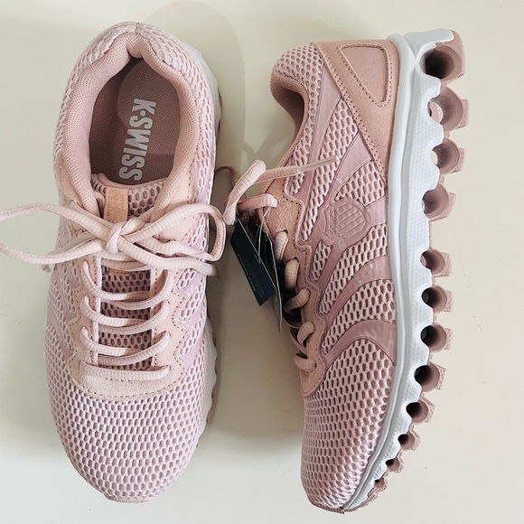 K-Swiss Tubes NWT Athletic running shoes sneakers women SZ  7.5 pink Dusty rose - Picture 1 of 9